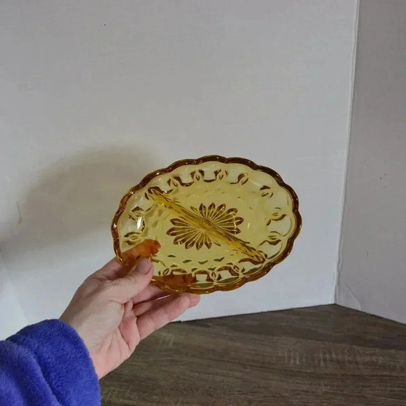 Vtg Fairfield Amber  Divided Dish - Picture 4 of 6